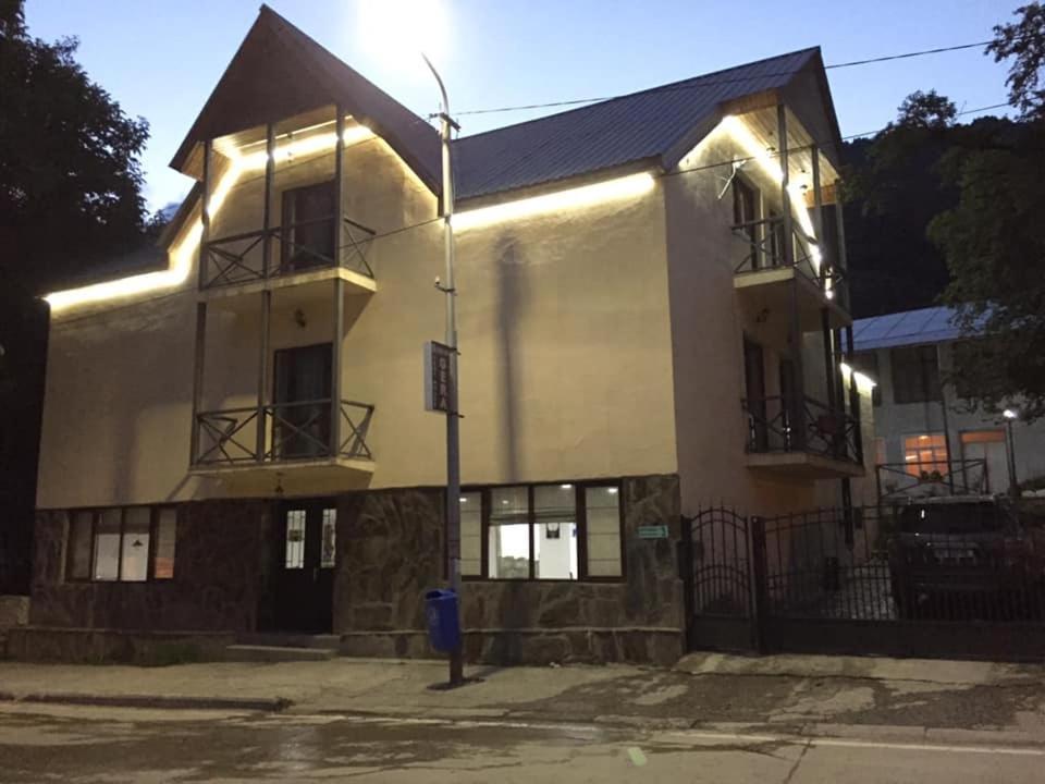 Guesthouse Gera 梅斯蒂亚 外观 照片